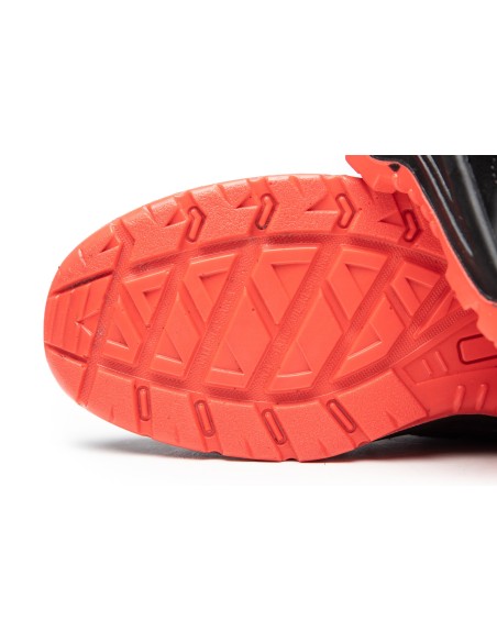 PÓŁBUT N06 SRC ESD S1-P - BEARFIELD