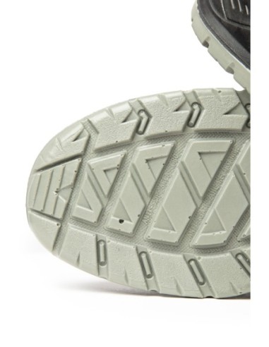 PÓŁBUT HEX S3 SRC STALOWE - BEARFIELD