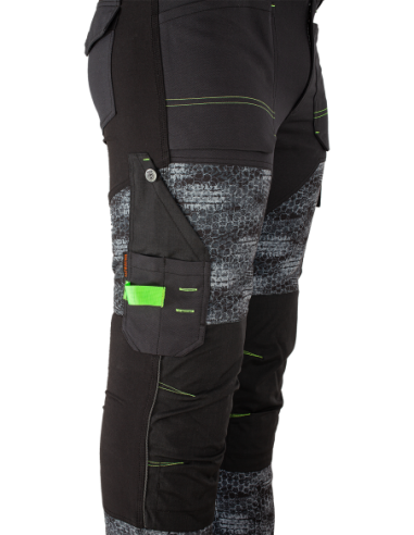 PREDATOR Trousers black/grey