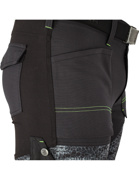 PREDATOR Trousers black/grey