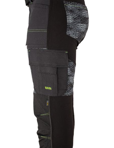 PREDATOR Trousers black/grey