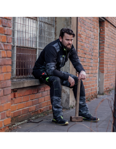 PREDATOR Trousers black/grey