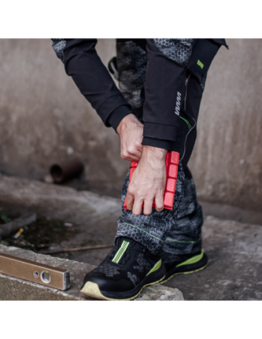 PREDATOR Trousers black/grey